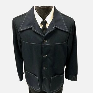 Vintage 70’s Time Out by Farah leisure suit jacket blazer. Size medium.